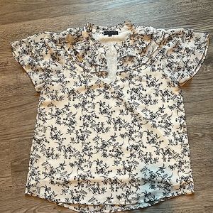 Gibsonlook V Neck Chiffon Blouse